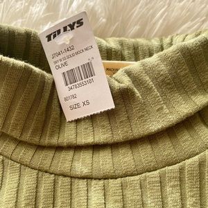 Tillys turtle neck